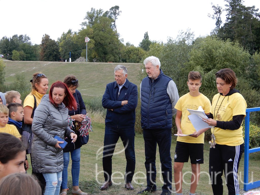 Mezei futóbajnokság Berettyóújfaluban 91
